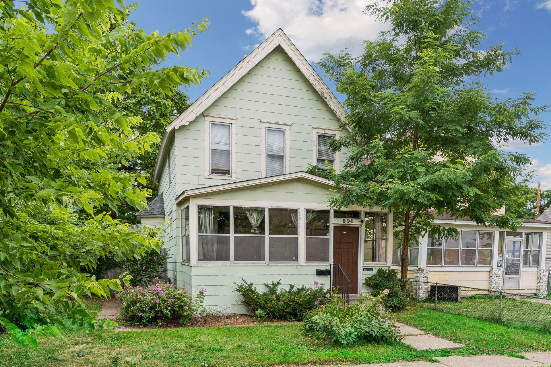 2nd image of 894 Beech St, Saint Paul, MN 55106 | MLS# 7121139