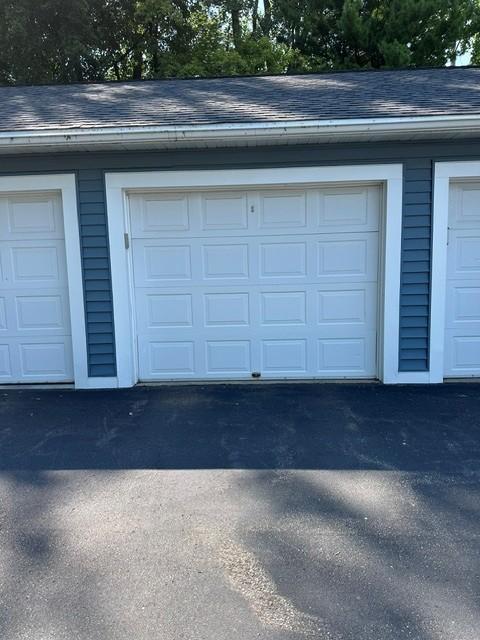3rd image of 1389 Berry Ridge Rd, Eagan, MN 55123