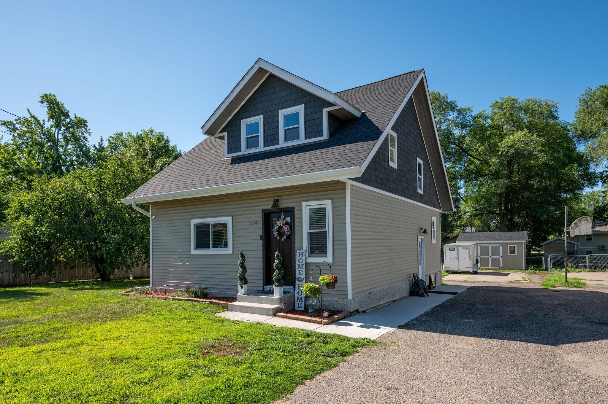 2nd image of 724 E Broadway St, Monticello, MN 55362 | MLS# 7121187