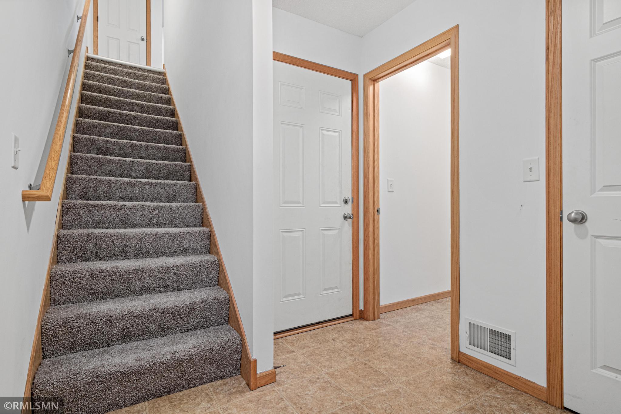 3rd image of 9 Hope Cir, Hudson, WI 54016 | MLS# 7121190