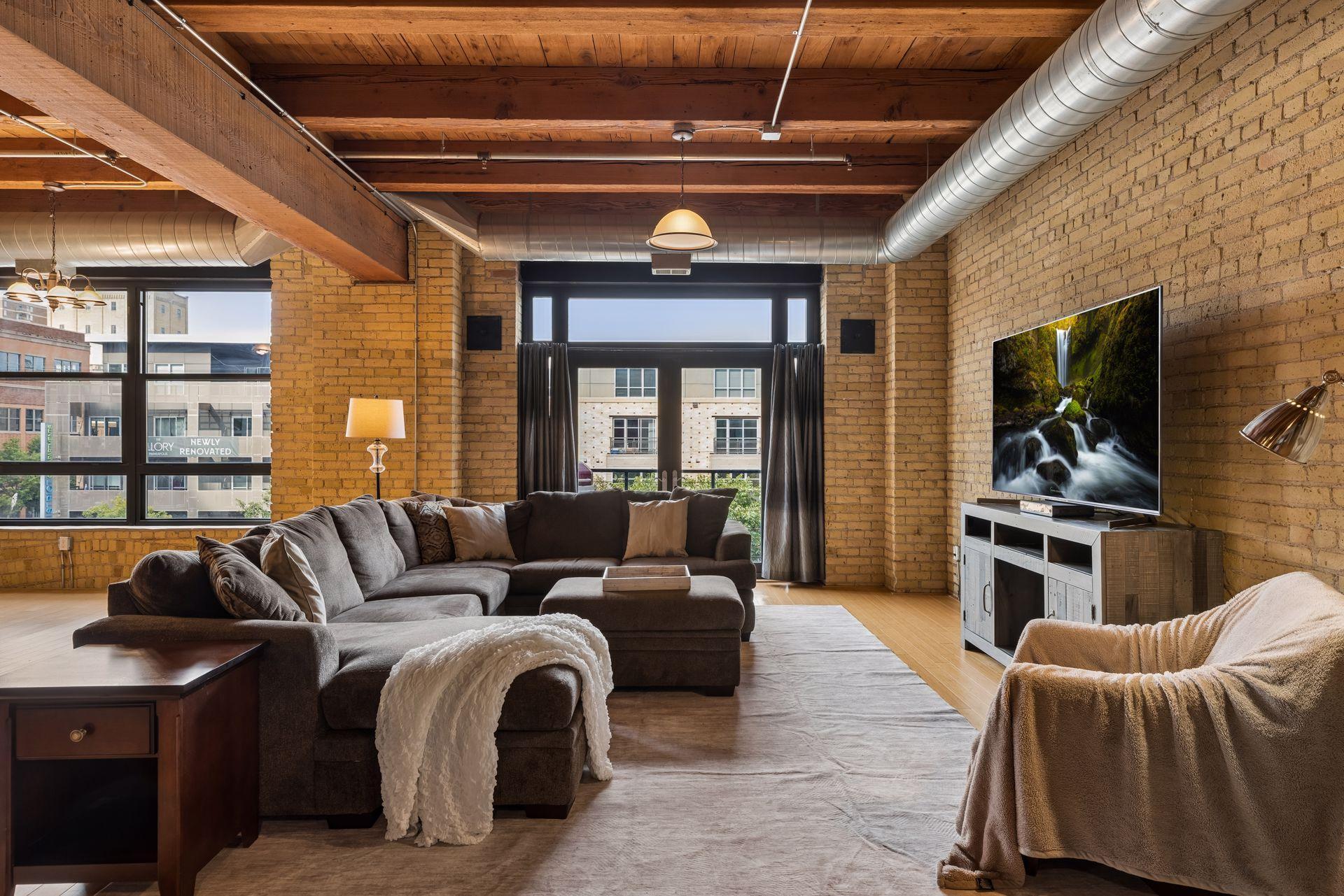 1st image of 607 Washington Ave S #307, Minneapolis, MN 55415 | MLS# 7121231
