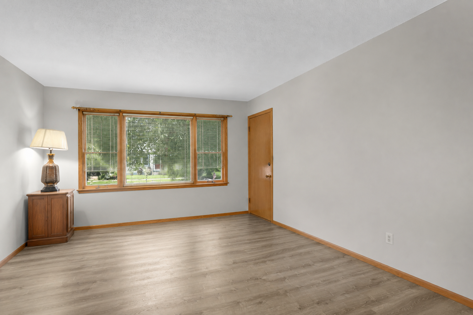 2nd image of 435 Madison St Ne, Minneapolis, MN 55413 | MLS# 7121234