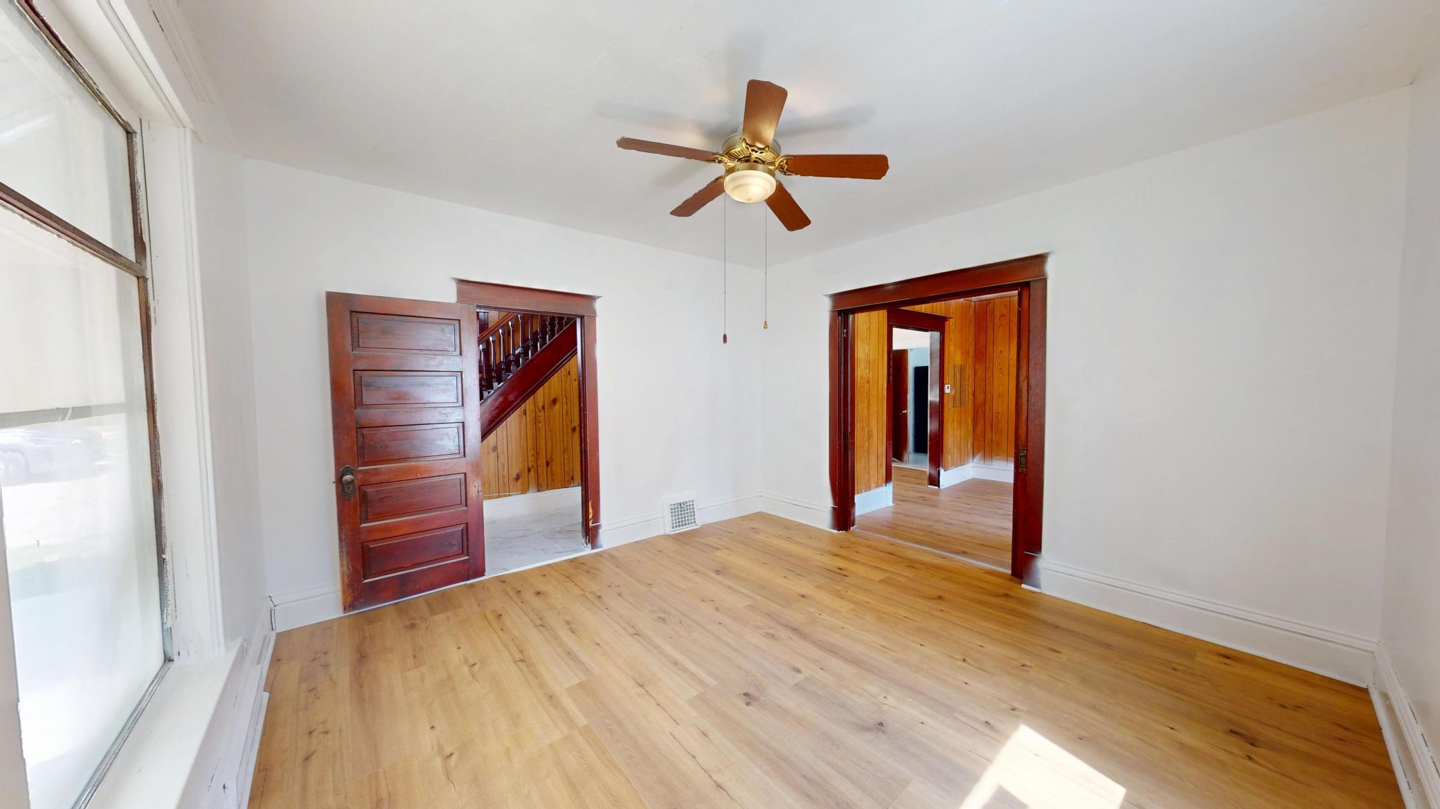 4th image of 717 Jefferson Ave, Albert Lea, MN 56007 | MLS# 7121238