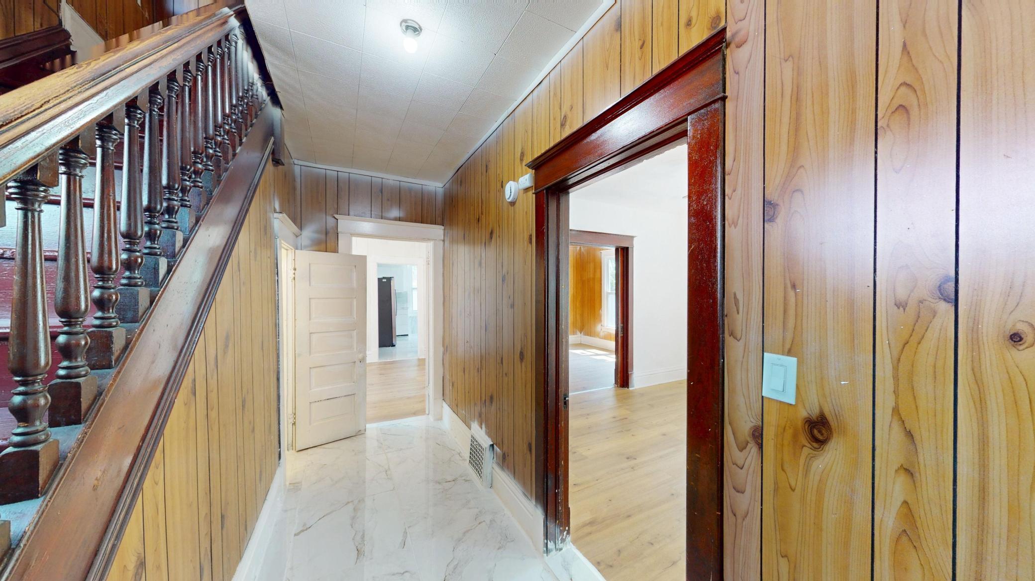 2nd image of 717 Jefferson Ave, Albert Lea, MN 56007 | MLS# 7121238