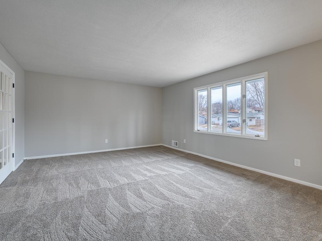 3rd image of 2300 13Th Ave E, Saint Paul, MN 55109 | MLS# 7121257