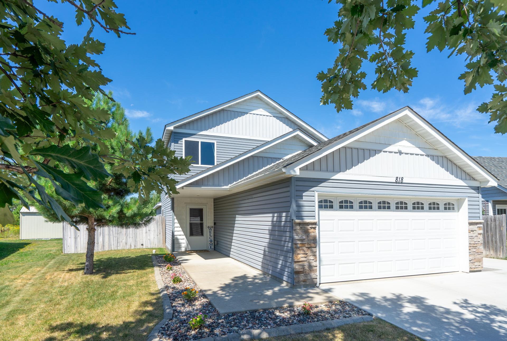 1st image of 818 Holton Ave, Brainerd, MN 56401 | MLS# 7121263