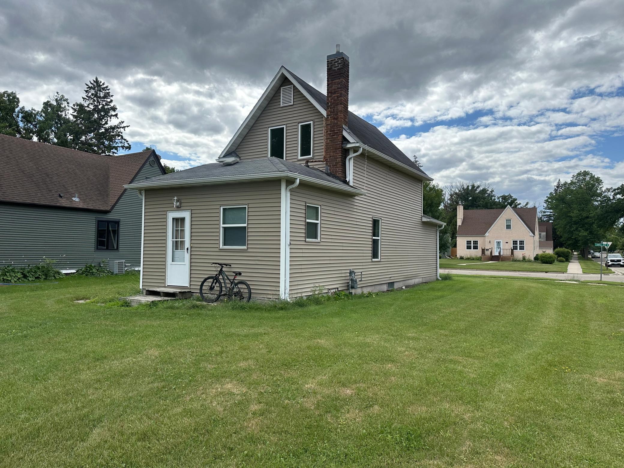 4th image of 824 Labree Ave N, Thief River Falls, MN 56701 | MLS# 7121310