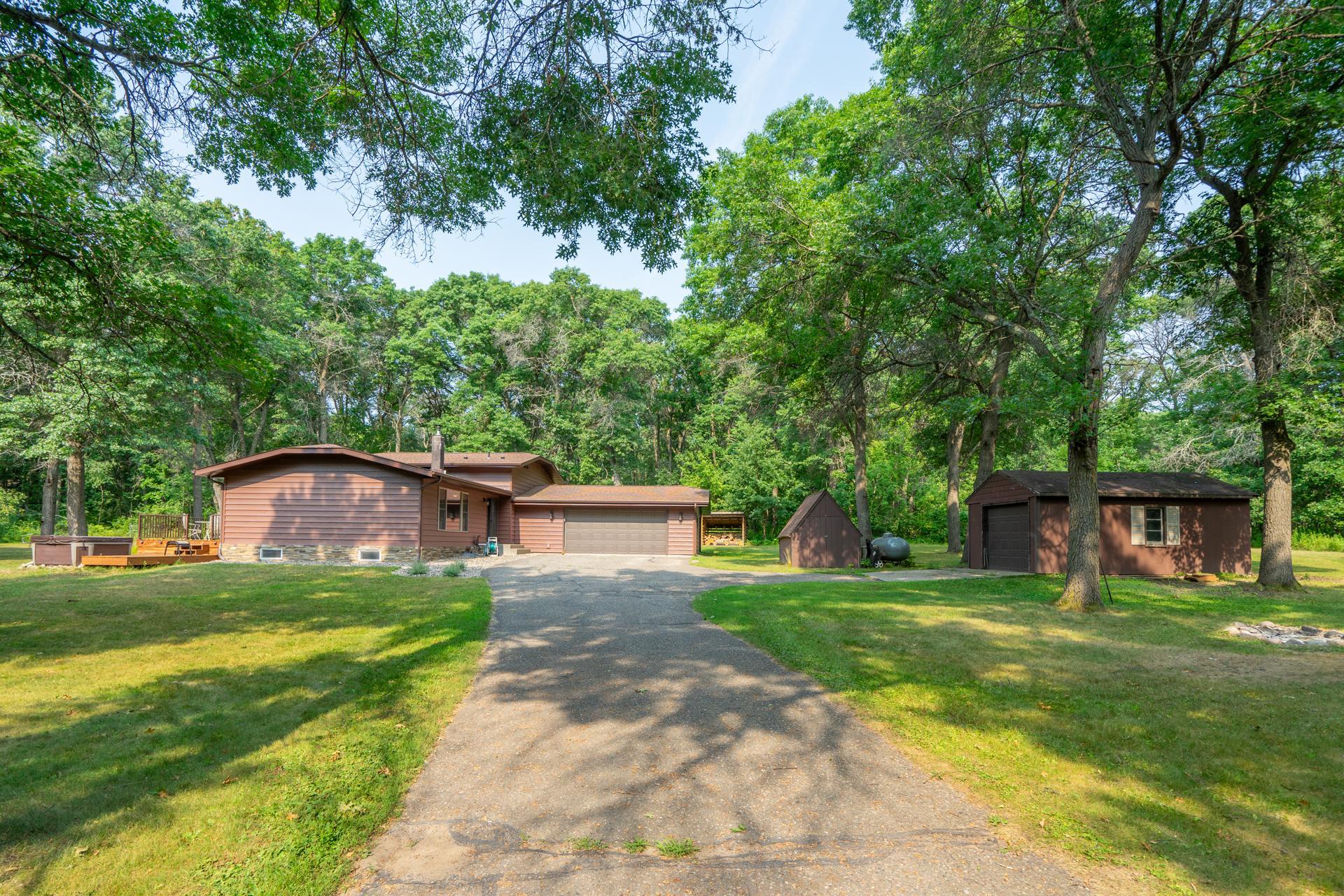3rd image of 9581 Arielle Dr, Brainerd, MN 56401 | MLS# 7121329