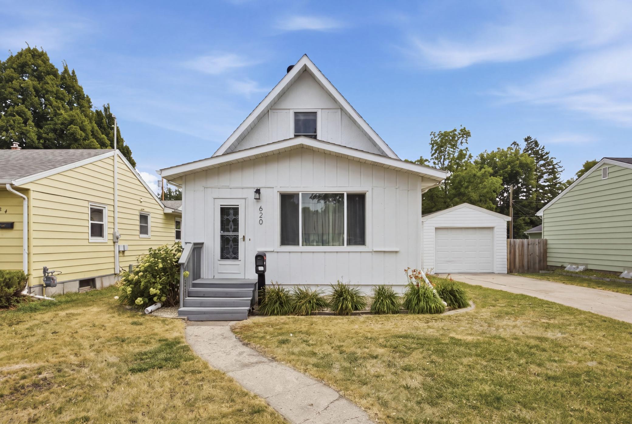 1st image of 620 17th St N, Moorhead, MN 56560 | MLS# 7121343