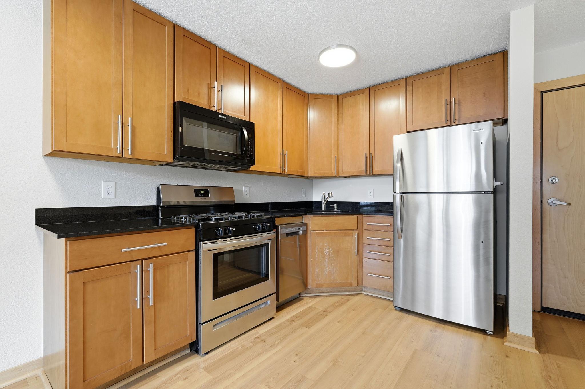 4th image of 2532 1St Ave S, Minneapolis, MN 55404