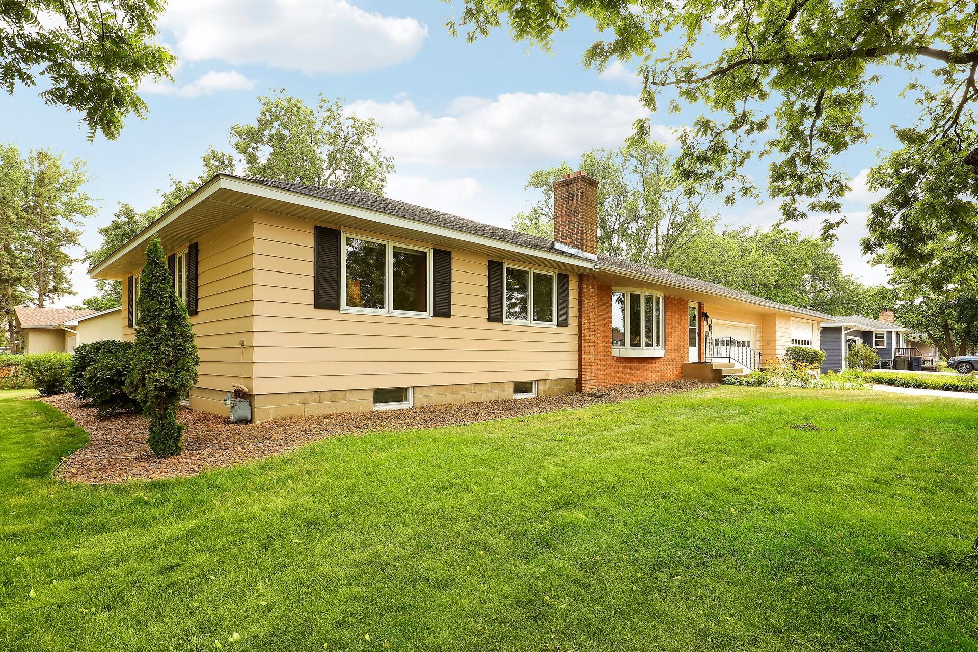3rd image of 816 Maple St, Farmington, MN 55024 | MLS# 7121368
