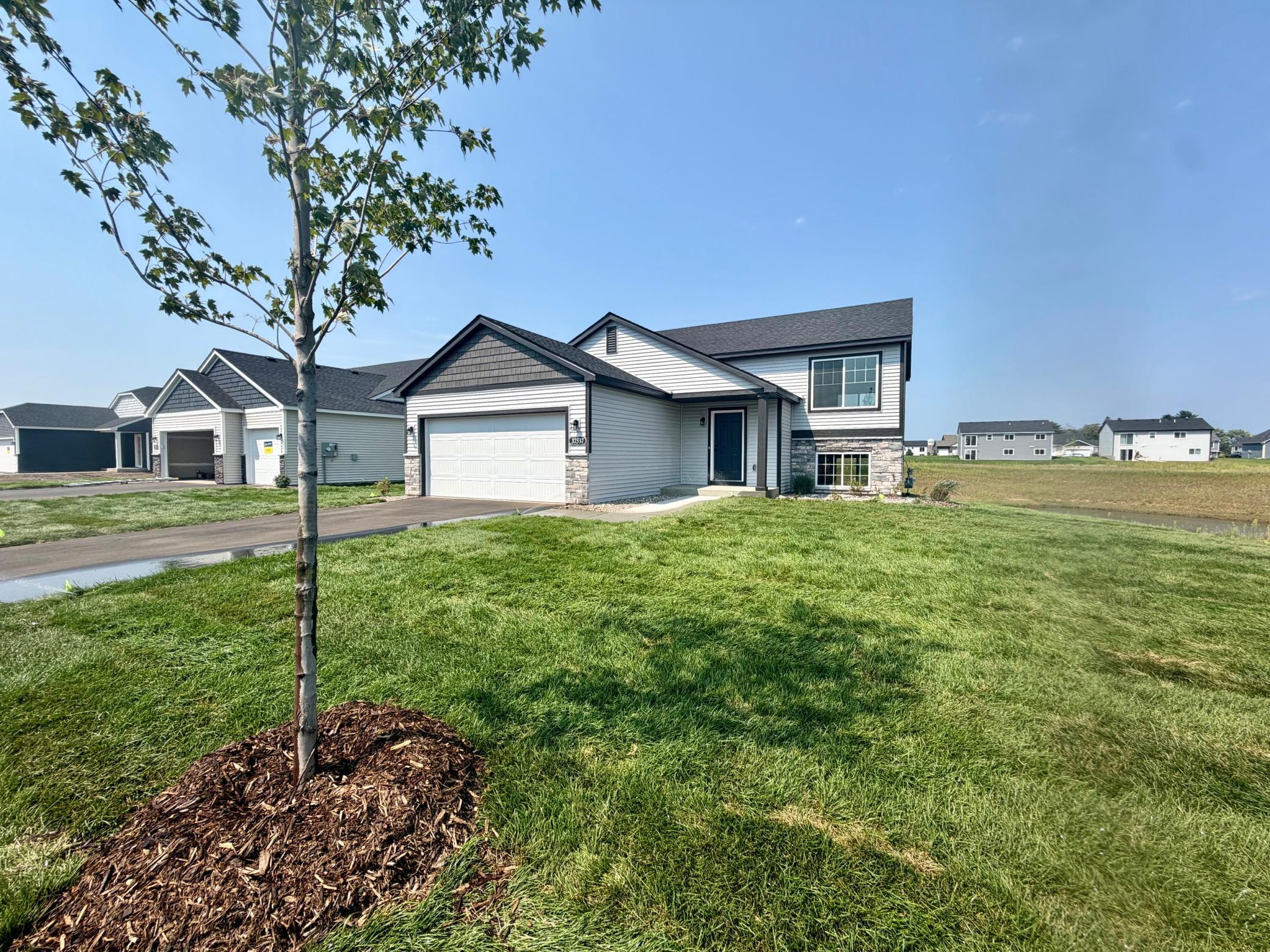 2nd image of 37537 Greenway Ave, North Branch, MN 55056 | MLS# 7121395