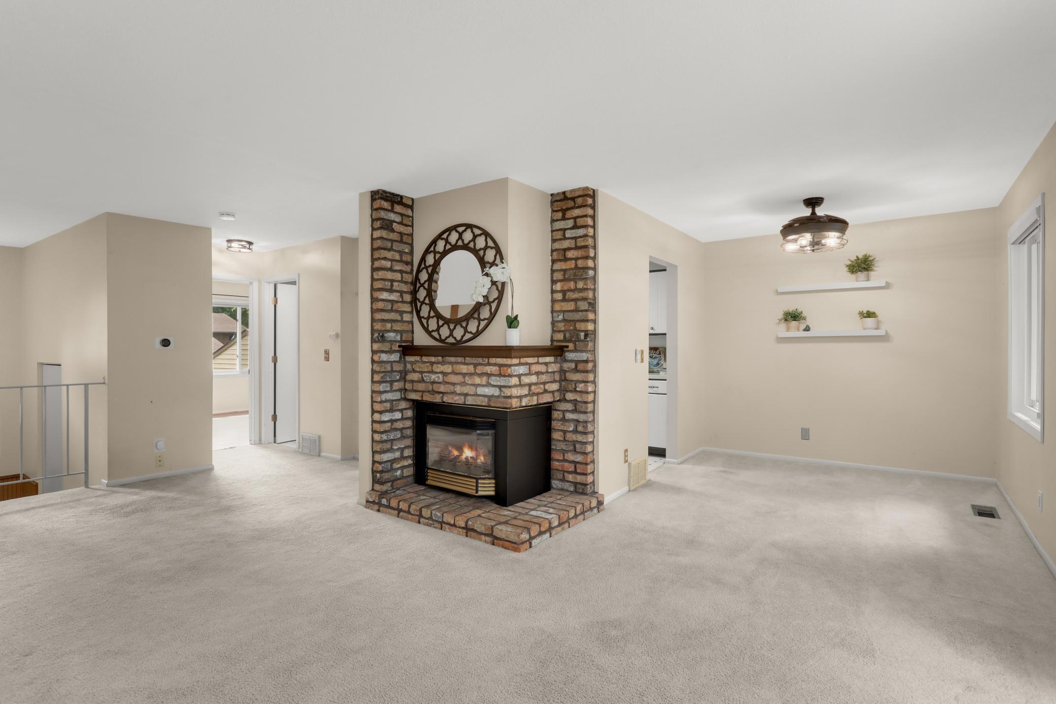 4th image of 219 W Eagle Lake Dr, Maple Grove, MN 55369 | MLS# 7121407