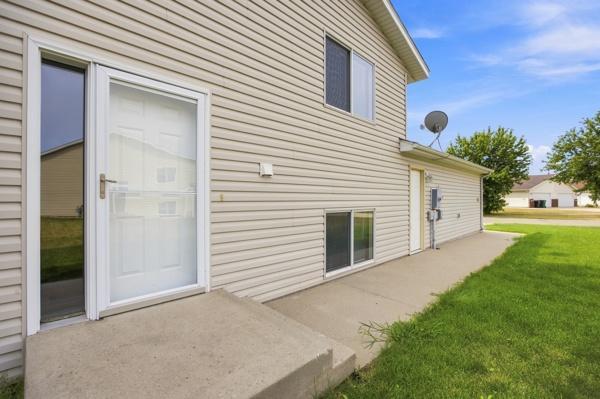 2nd image of 1669 6th St W, West Fargo, ND 58078 | MLS# 7121527