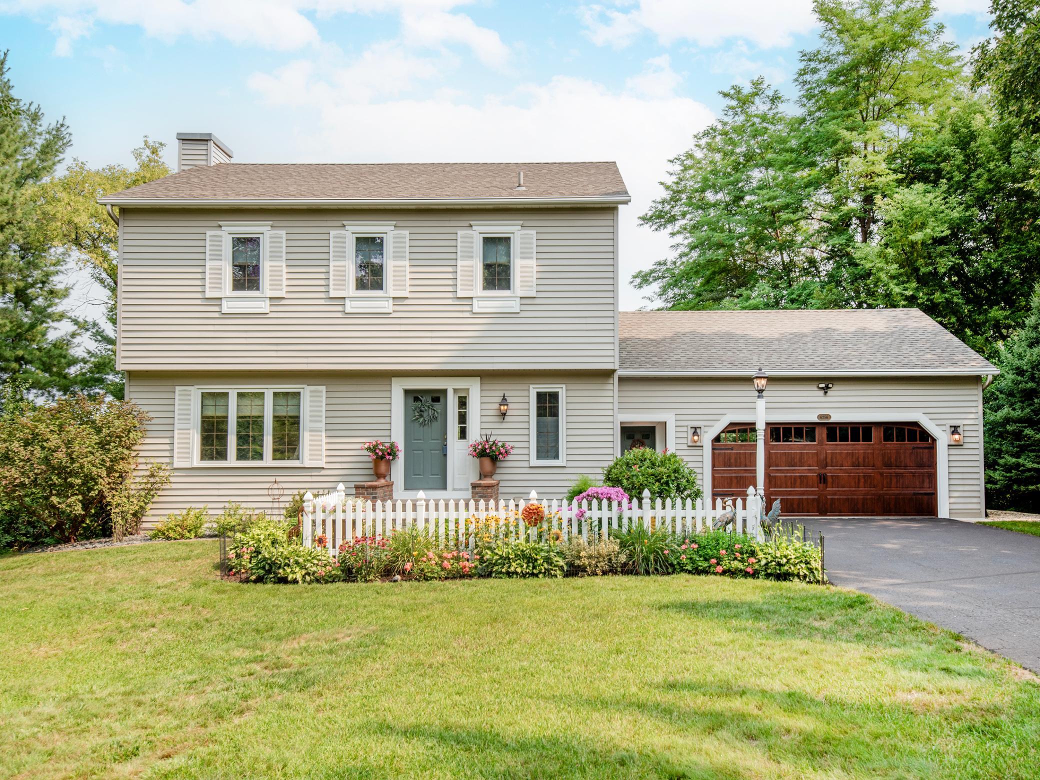 1st image of 6256 Lynn Wy, Saint Paul, MN 55129 | MLS# 7121562