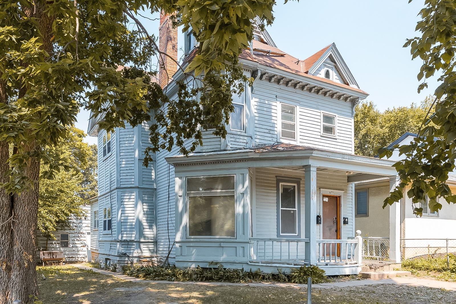 2nd image of 677 Sims Ave, Saint Paul, MN 55106 | MLS# 7121587