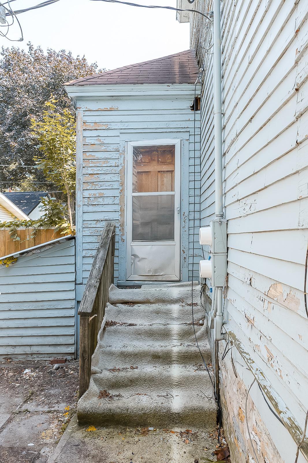 5th image of 677 Sims Ave, Saint Paul, MN 55106 | MLS# 7121587