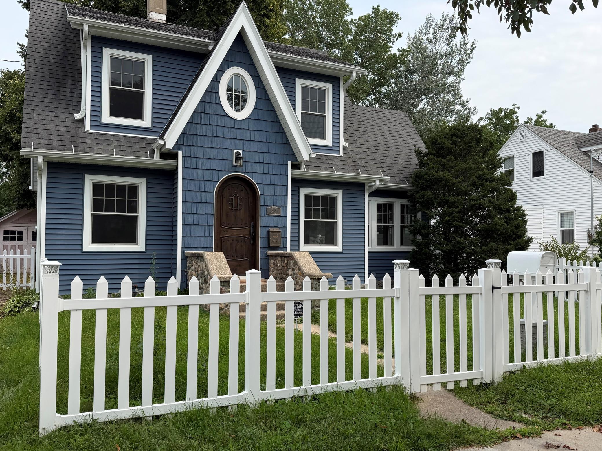 1st image of 818 9th Ave Se, Rochester, MN 55904 | MLS# 7121593