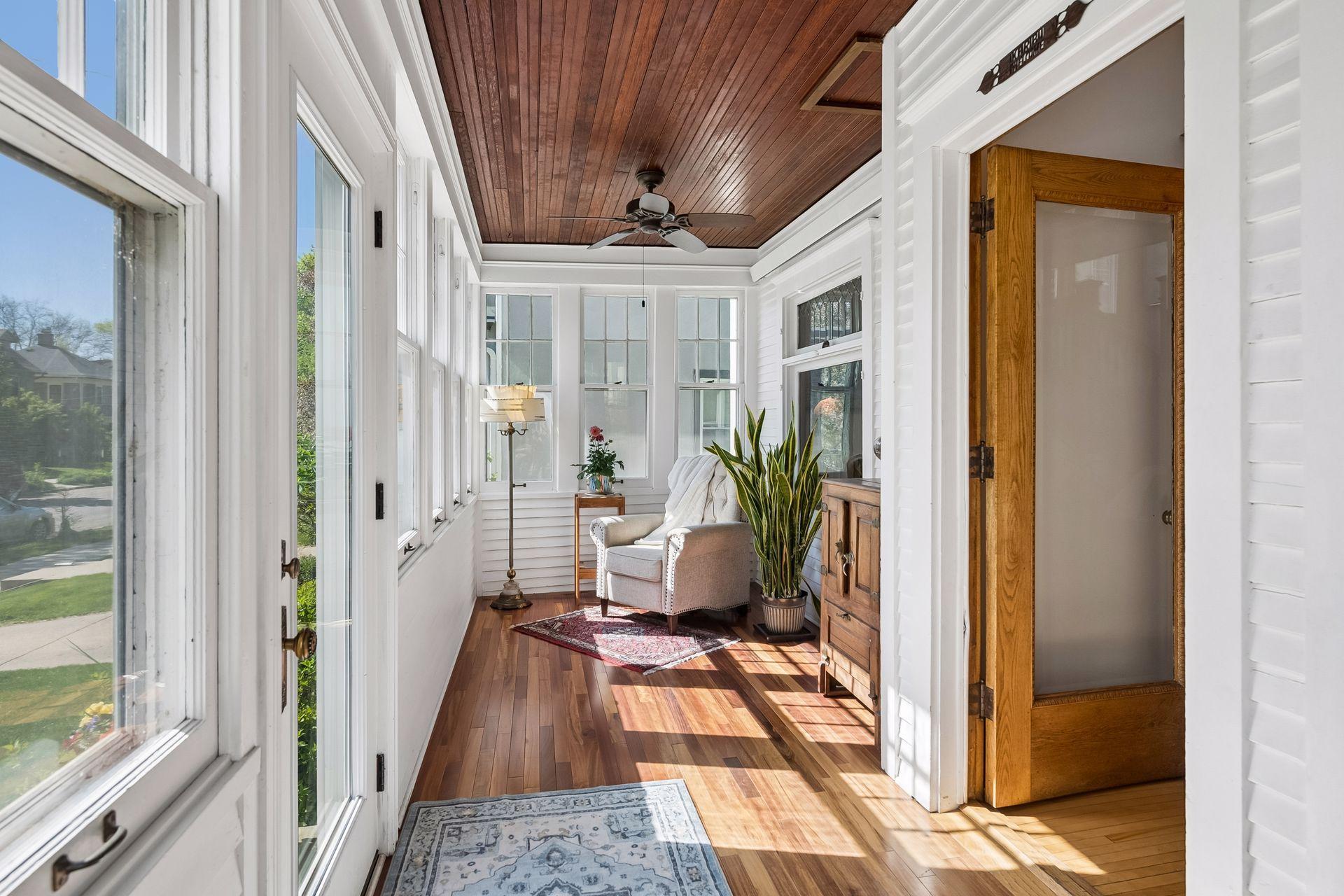 4th image of 3212 Irving Ave S, Minneapolis, MN 55408 | MLS# 7121604
