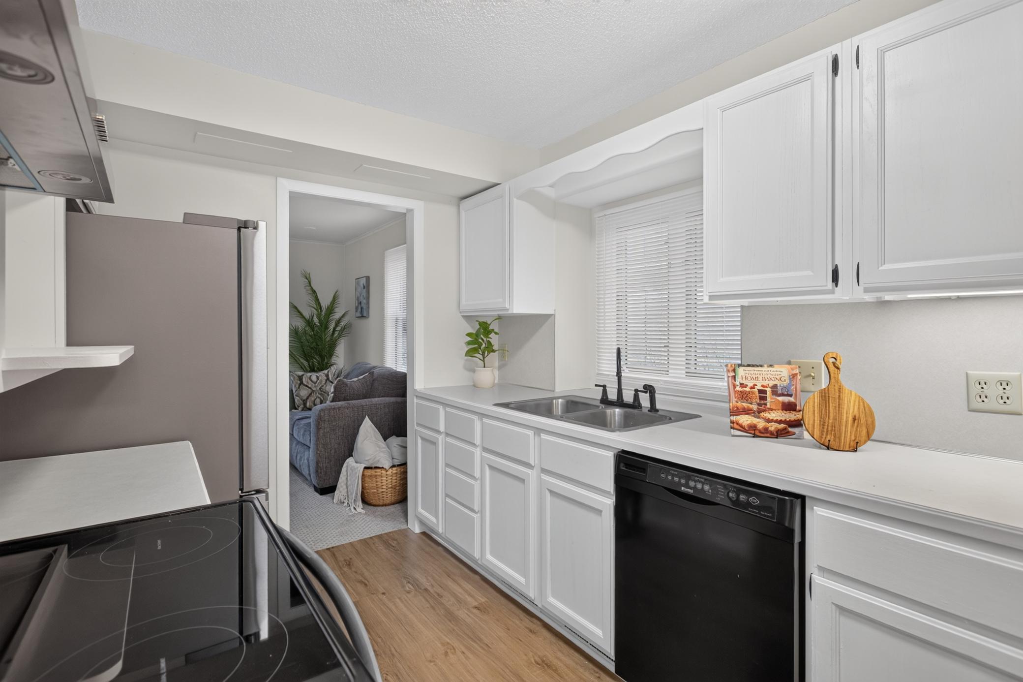 5th image of 1232 Skillman Ave W, Saint Paul, MN 55113 | MLS# 7121616