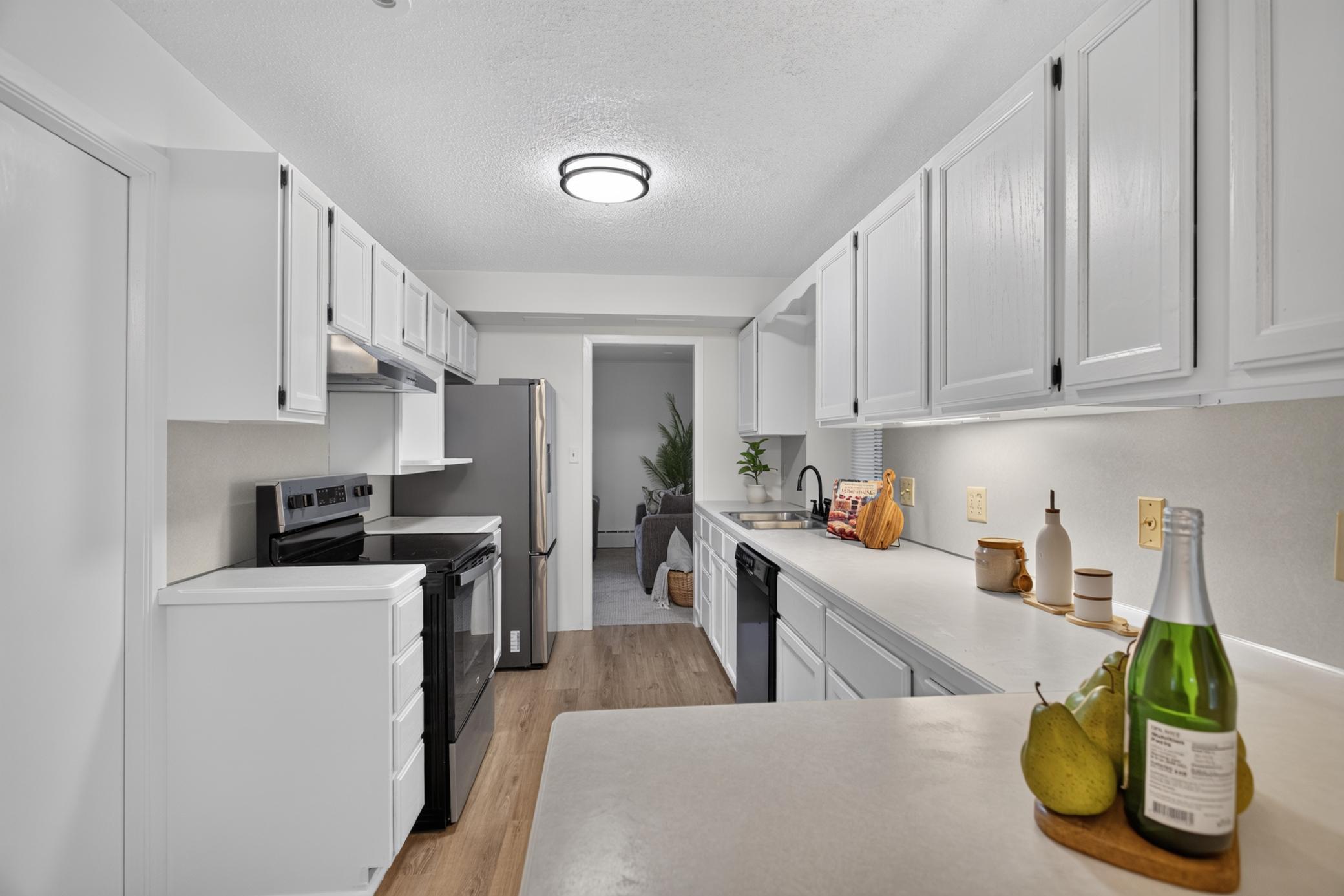 4th image of 1232 Skillman Ave W, Saint Paul, MN 55113 | MLS# 7121616