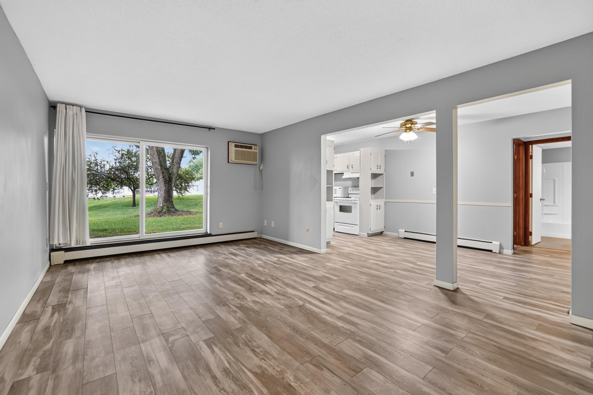 4th image of 1911 Viking Dr Nw #17, Rochester, MN 55901 | MLS# 7121635