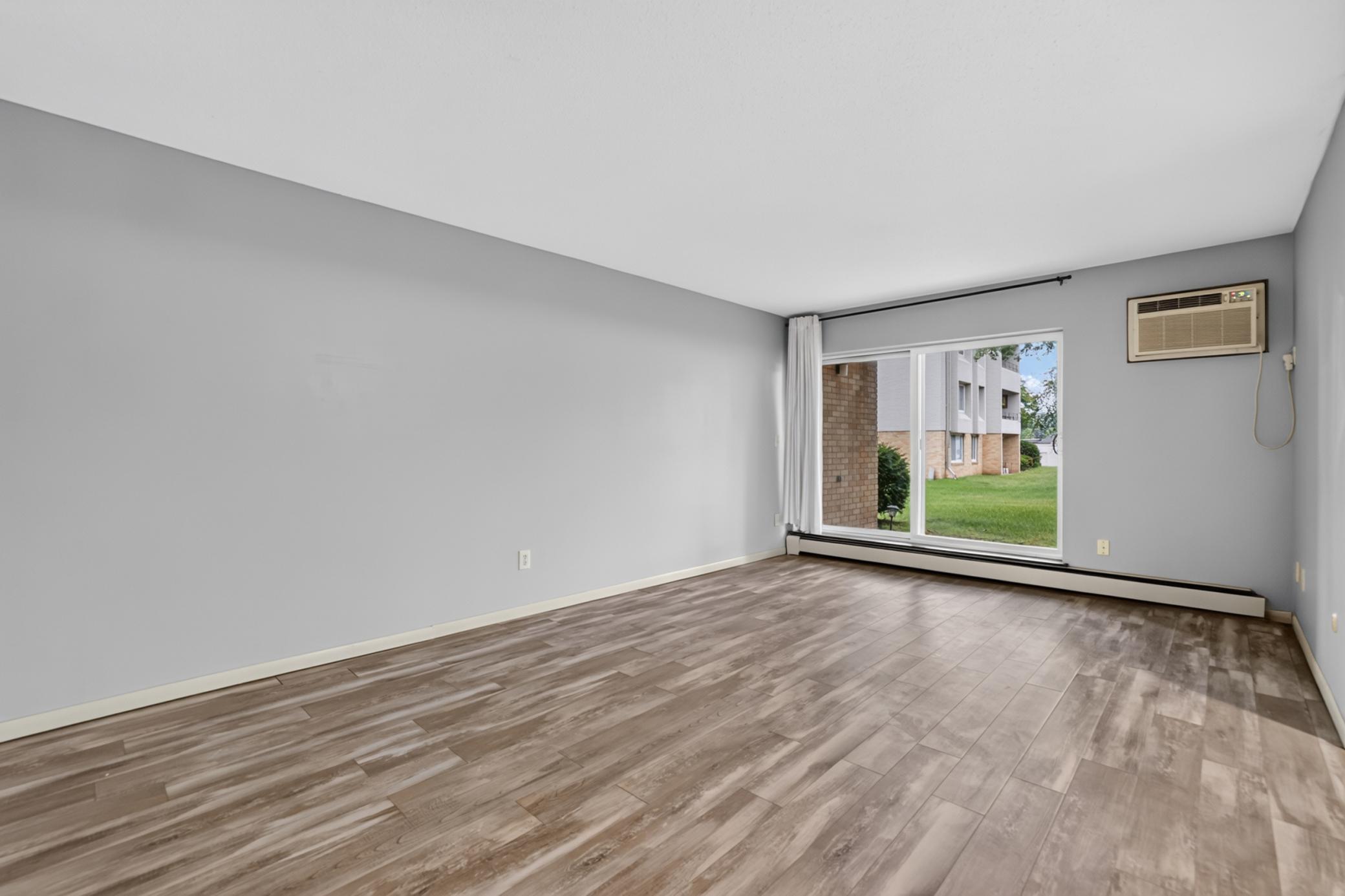 3rd image of 1911 Viking Dr Nw #17, Rochester, MN 55901 | MLS# 7121635