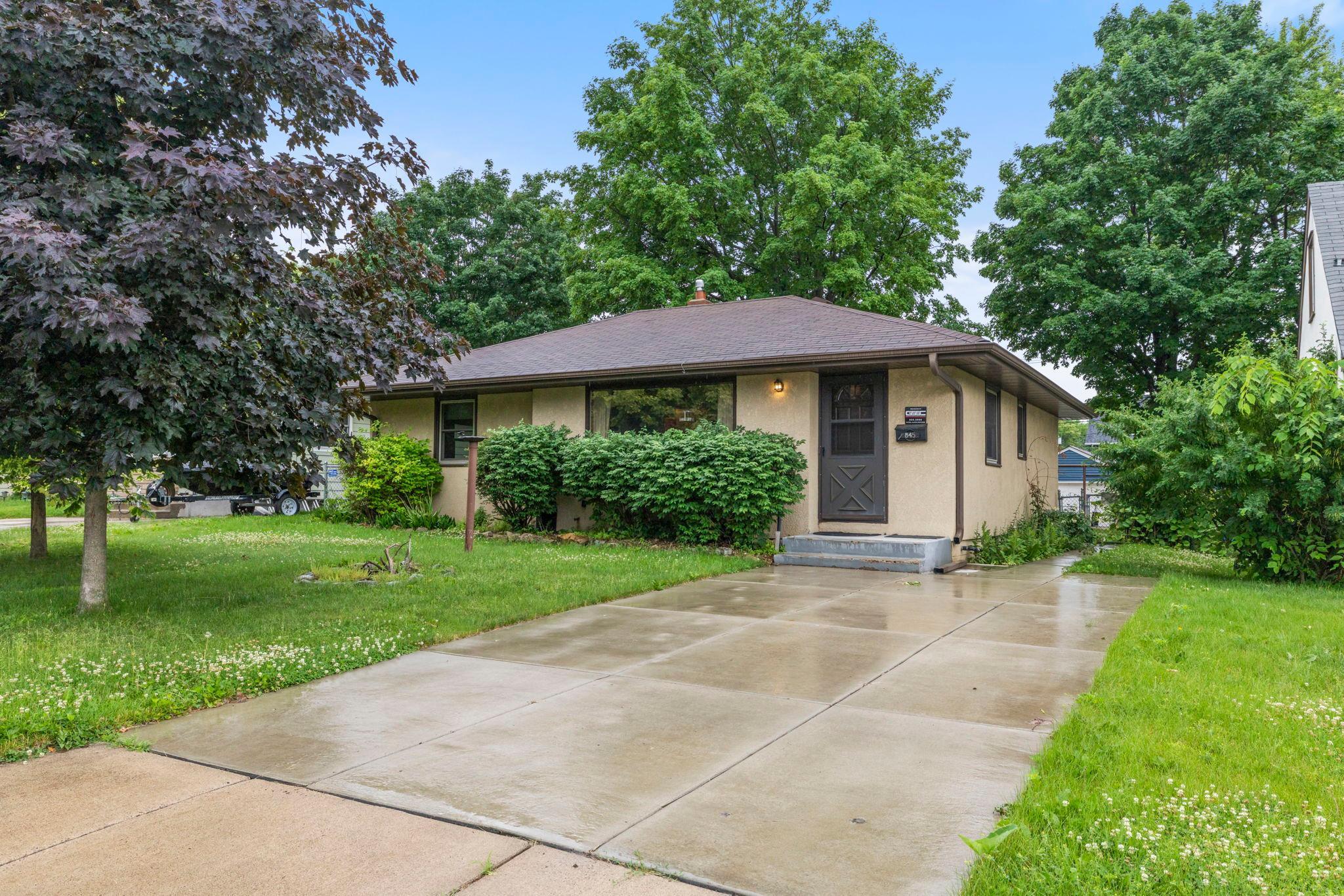 1st image of 845 20th Ave N, South Saint Paul, MN 55075 | MLS# 7121677