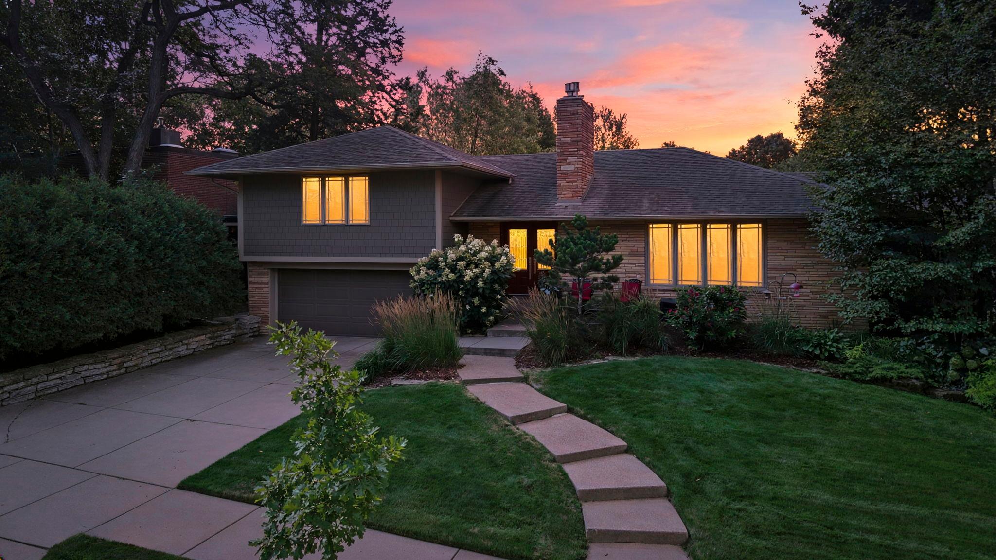 2nd image of 1324 Bohland Pl, Saint Paul, MN 55116 | MLS# 7121689