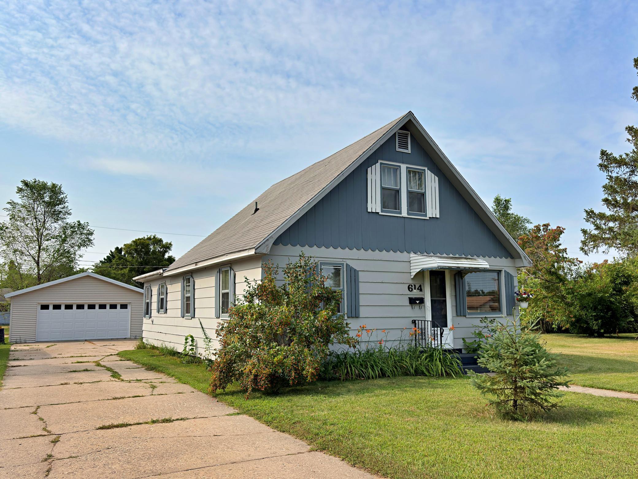1st image of 614 2nd St W, Park Rapids, MN 56470 | MLS# 7121696