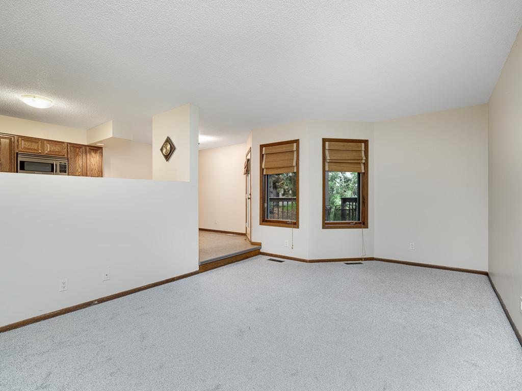 4th image of 1381 Spencer Rd W, Saint Paul, MN 55108 | MLS# 7121698