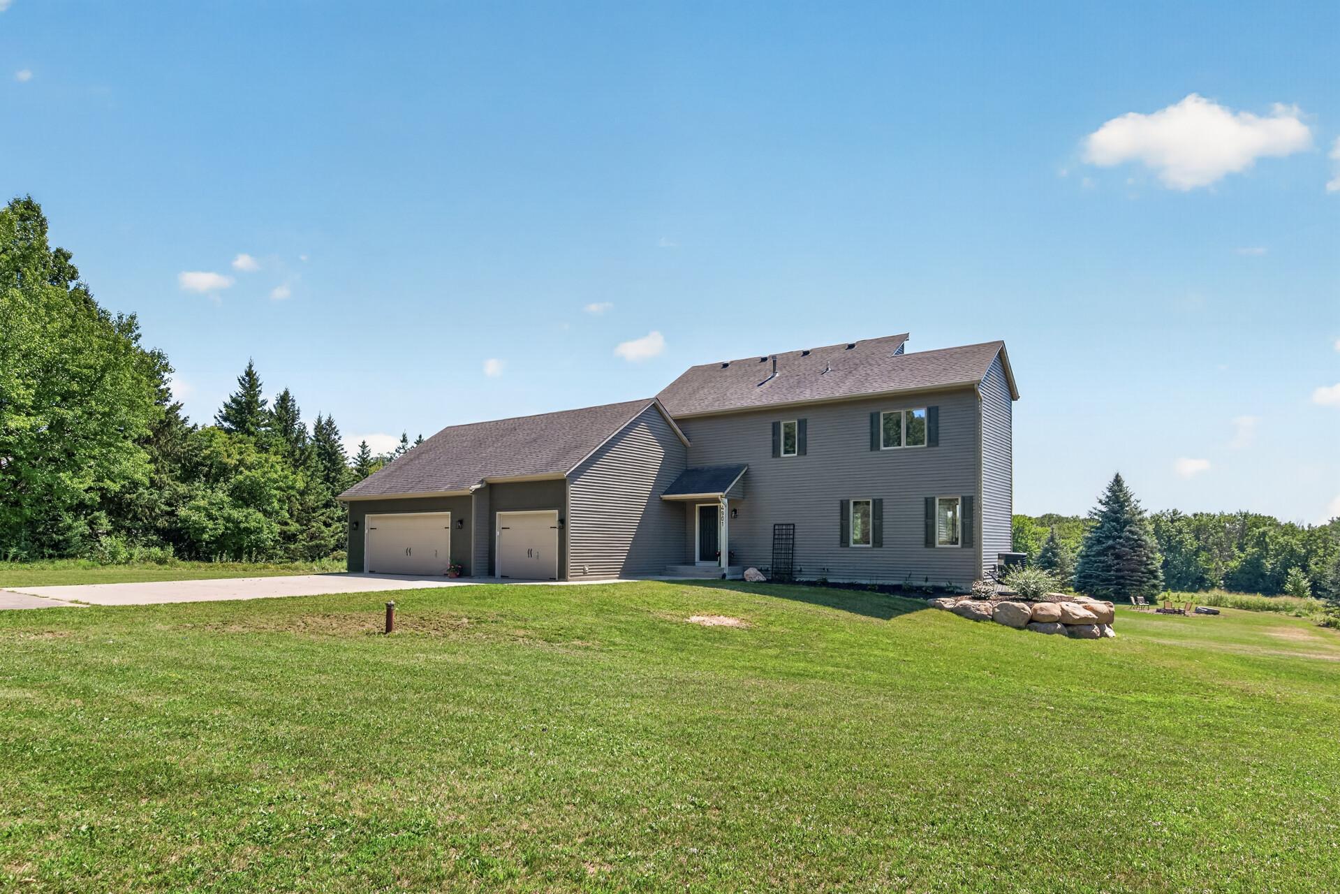 1st image of 4901 E 250th St, Elko New Market, MN 55020 | MLS# 7121754