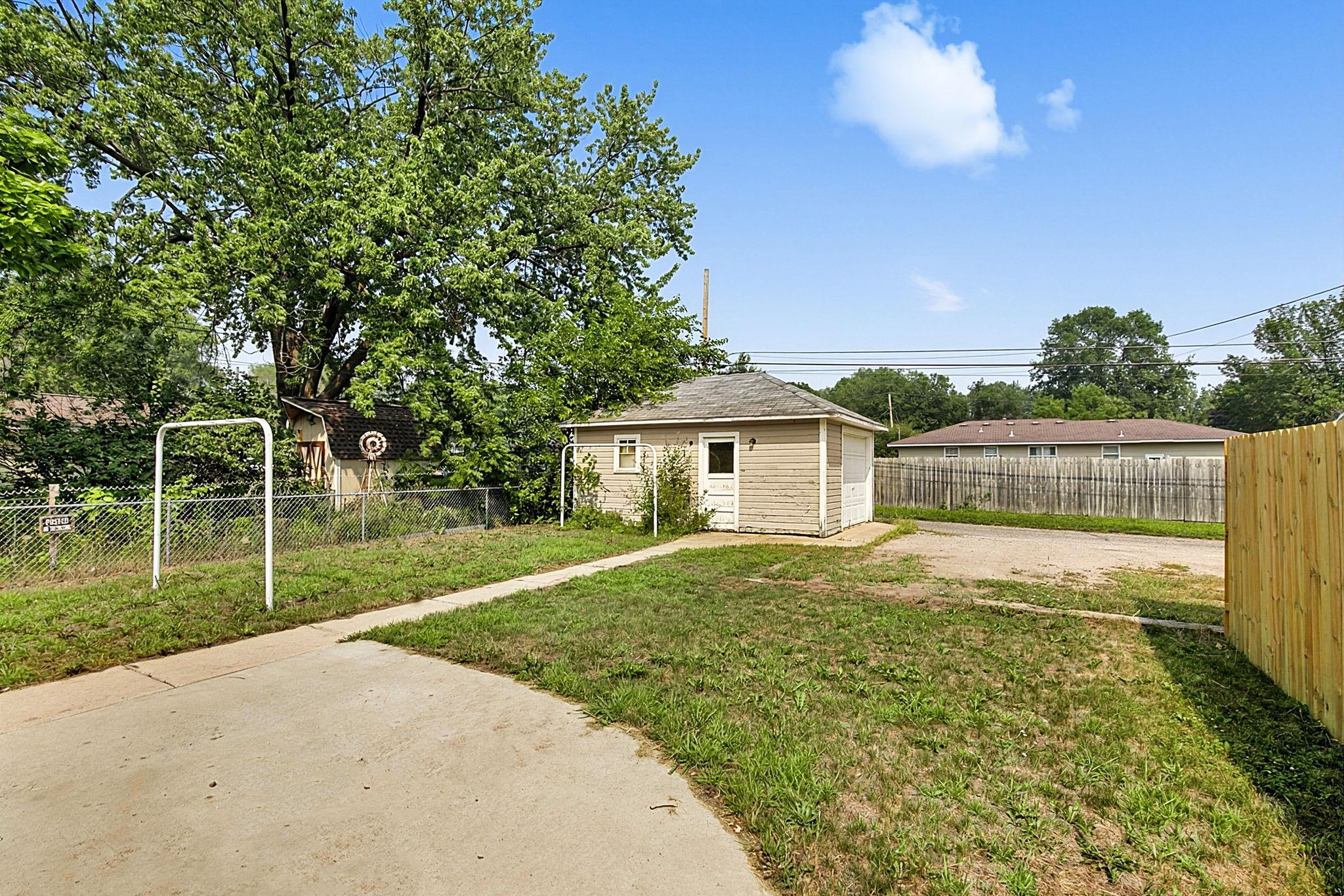 2nd image of 122 30th Ave N, Saint Cloud, MN 56303 | MLS# 7121767