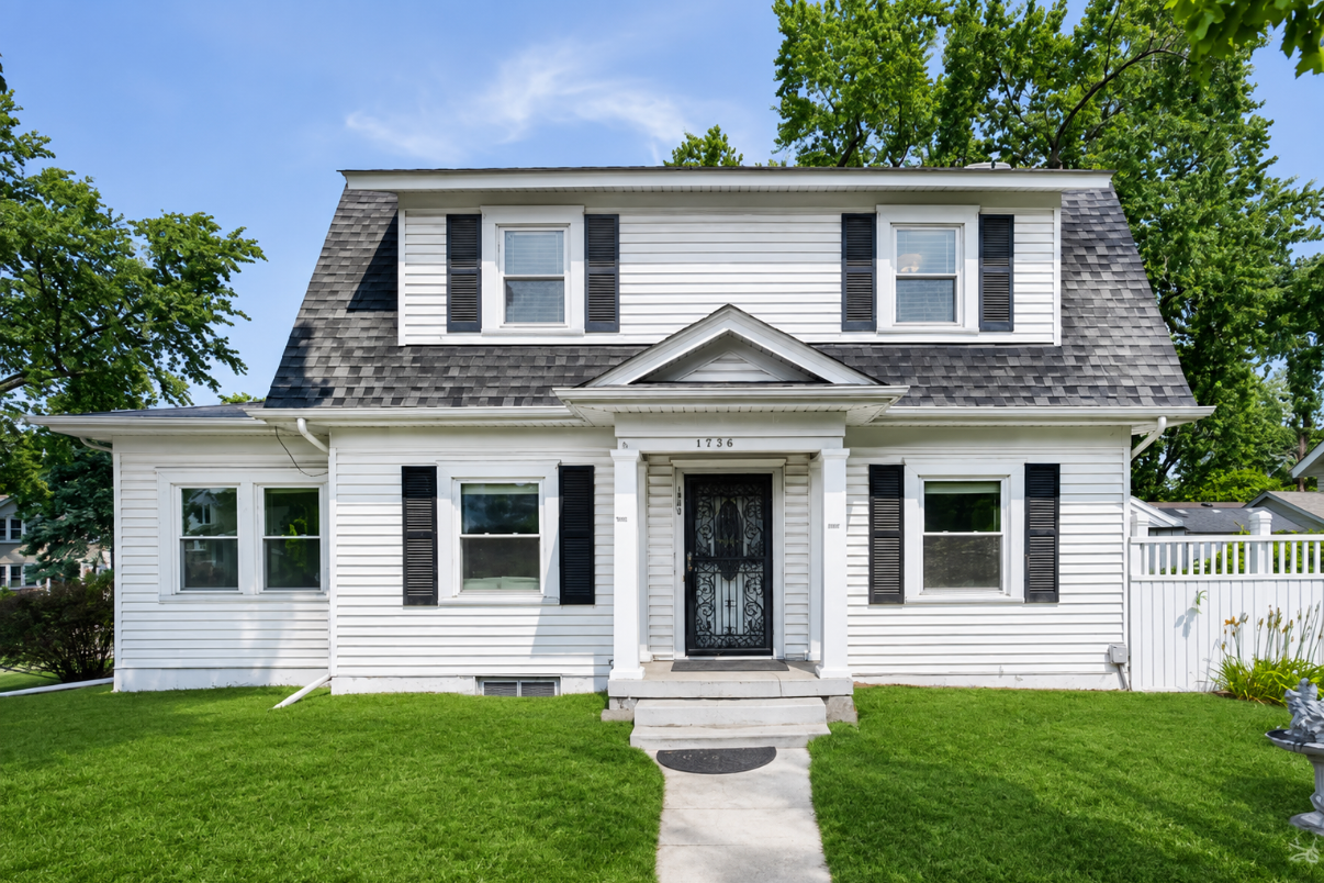 1st image of 1900 E 42nd St, Minneapolis, MN 55407 | MLS# 7121793