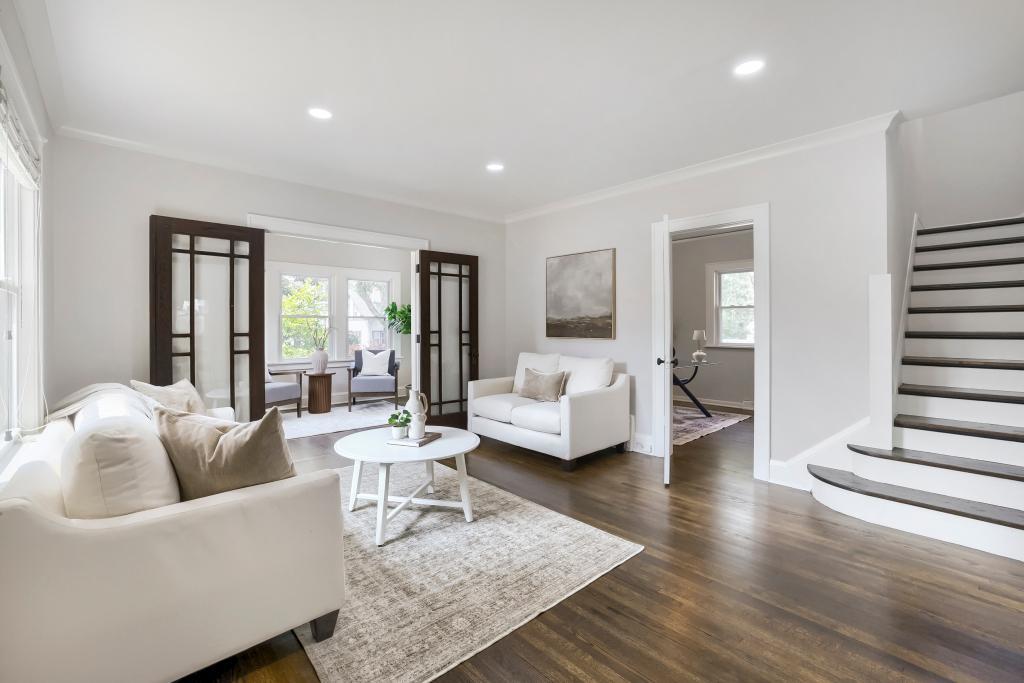 2nd image of 1900 E 42nd St, Minneapolis, MN 55407 | MLS# 7121793