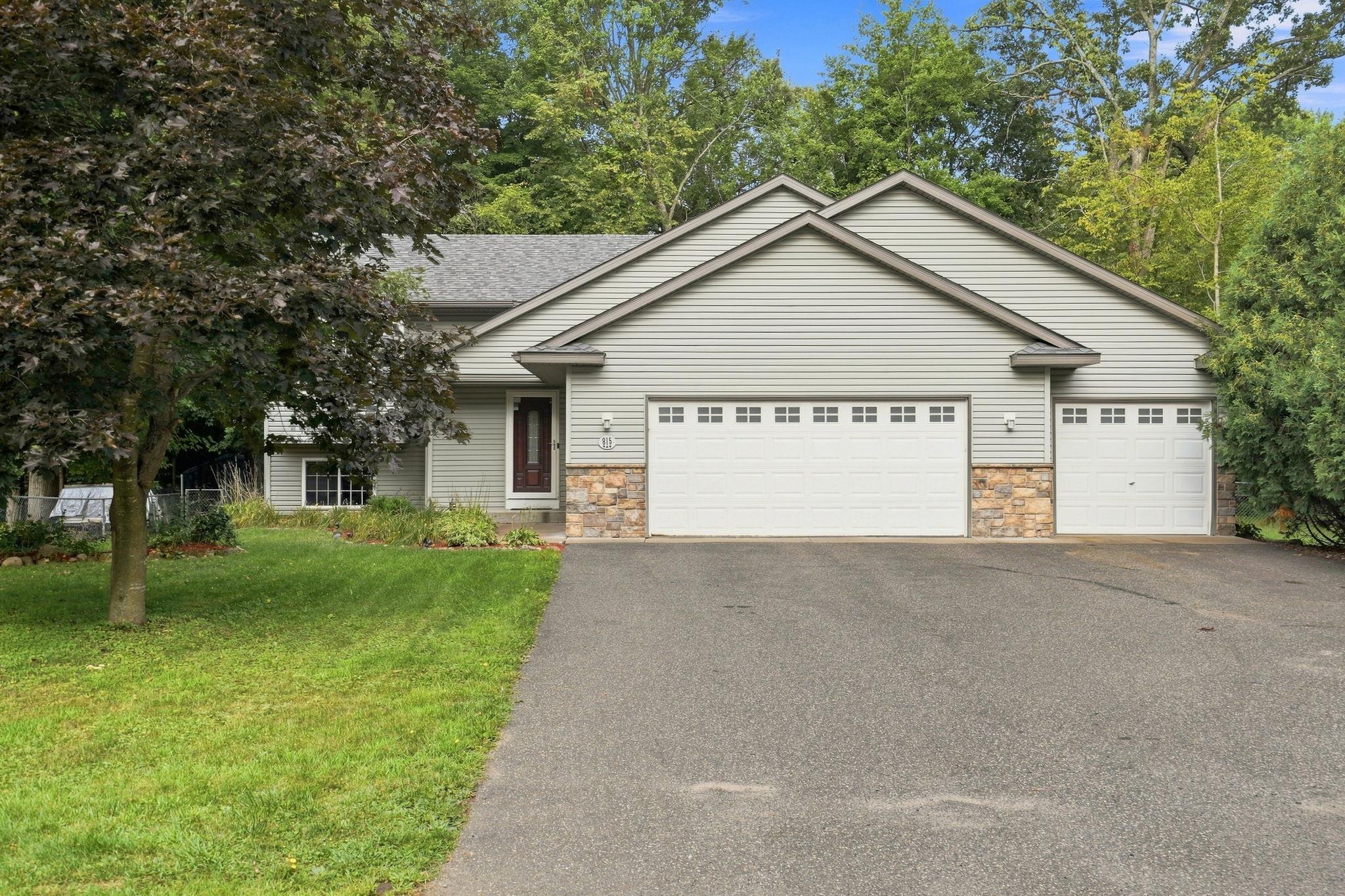 1st image of 815 Colby St, Taylors Falls, MN 55084 | MLS# 7121814