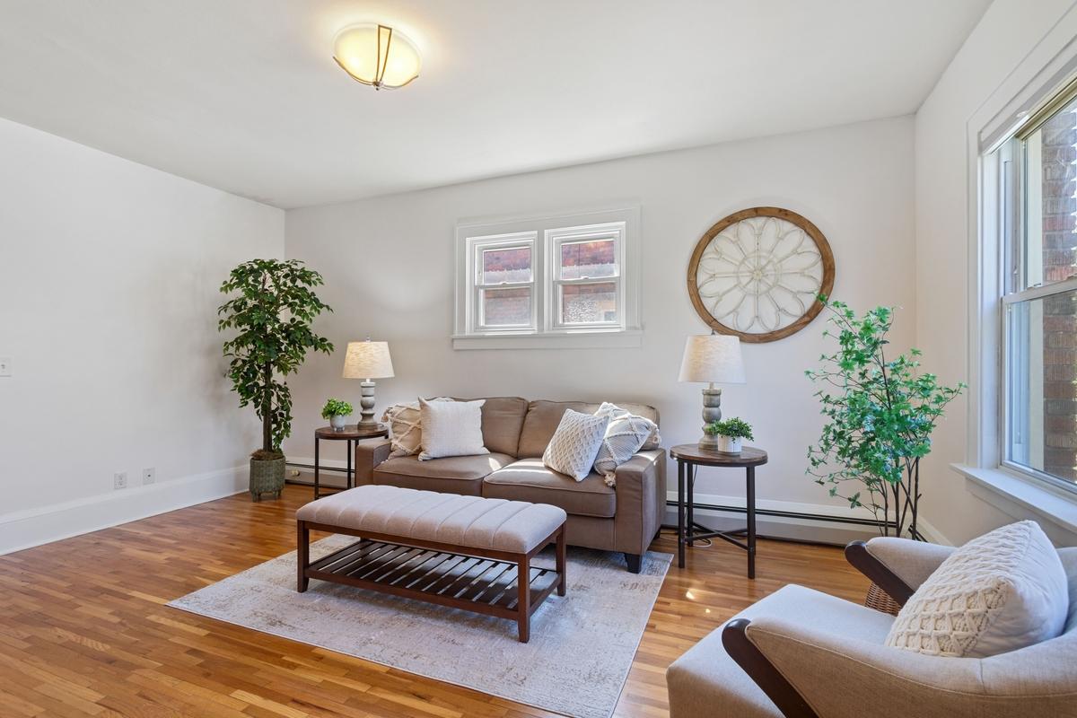 5th image of 3520 Emerson Ave S #205, Minneapolis, MN 55408 | MLS# 7121839