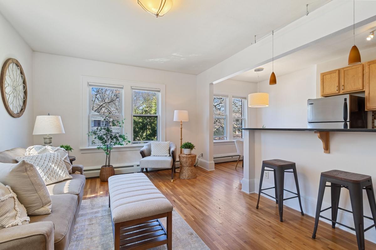 3rd image of 3520 Emerson Ave S #205, Minneapolis, MN 55408 | MLS# 7121839