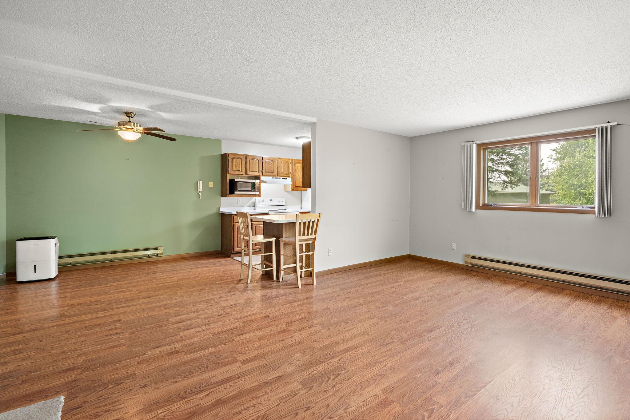 4th image of 3295 80th St E, Inver Grove Heights, MN 55076