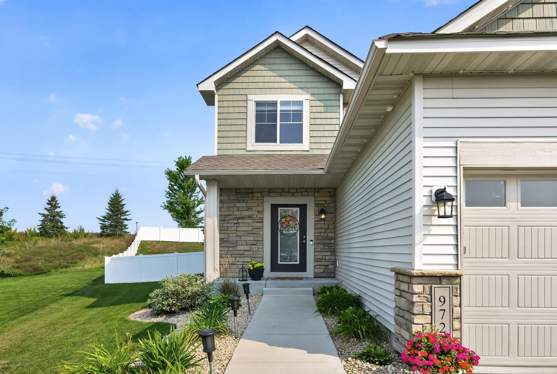 2nd image of 972 Forest Edge Cir, Jordan, MN 55352 | MLS# 7121881