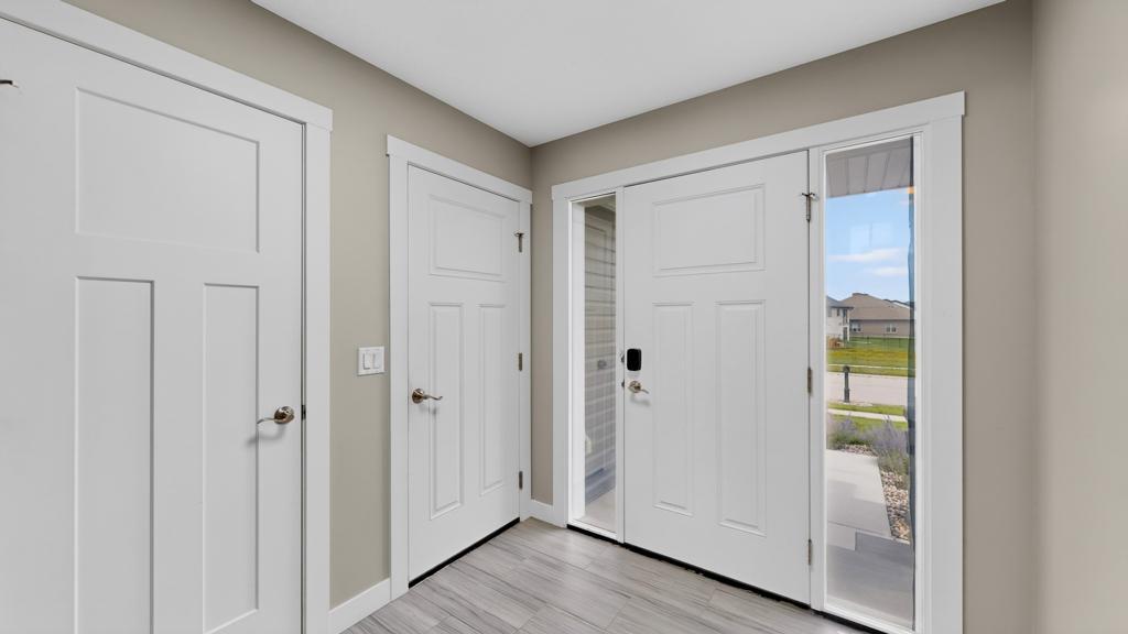 3rd image of 886 Portsmith Dr Nw, Rochester, MN 55901 | MLS# 7121913