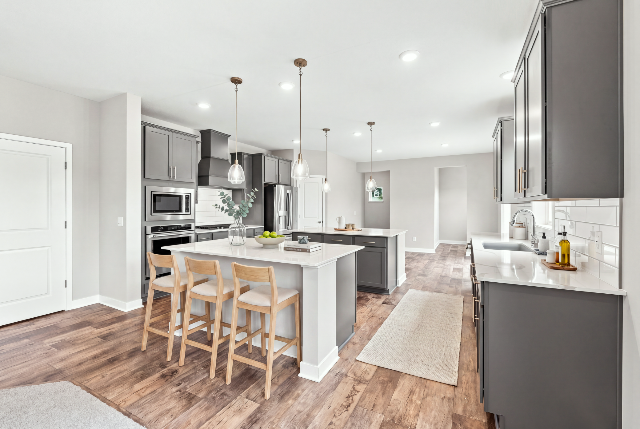 3rd image of 17061 Doppler Ln, Lakeville, MN 55044 | MLS# 7121933