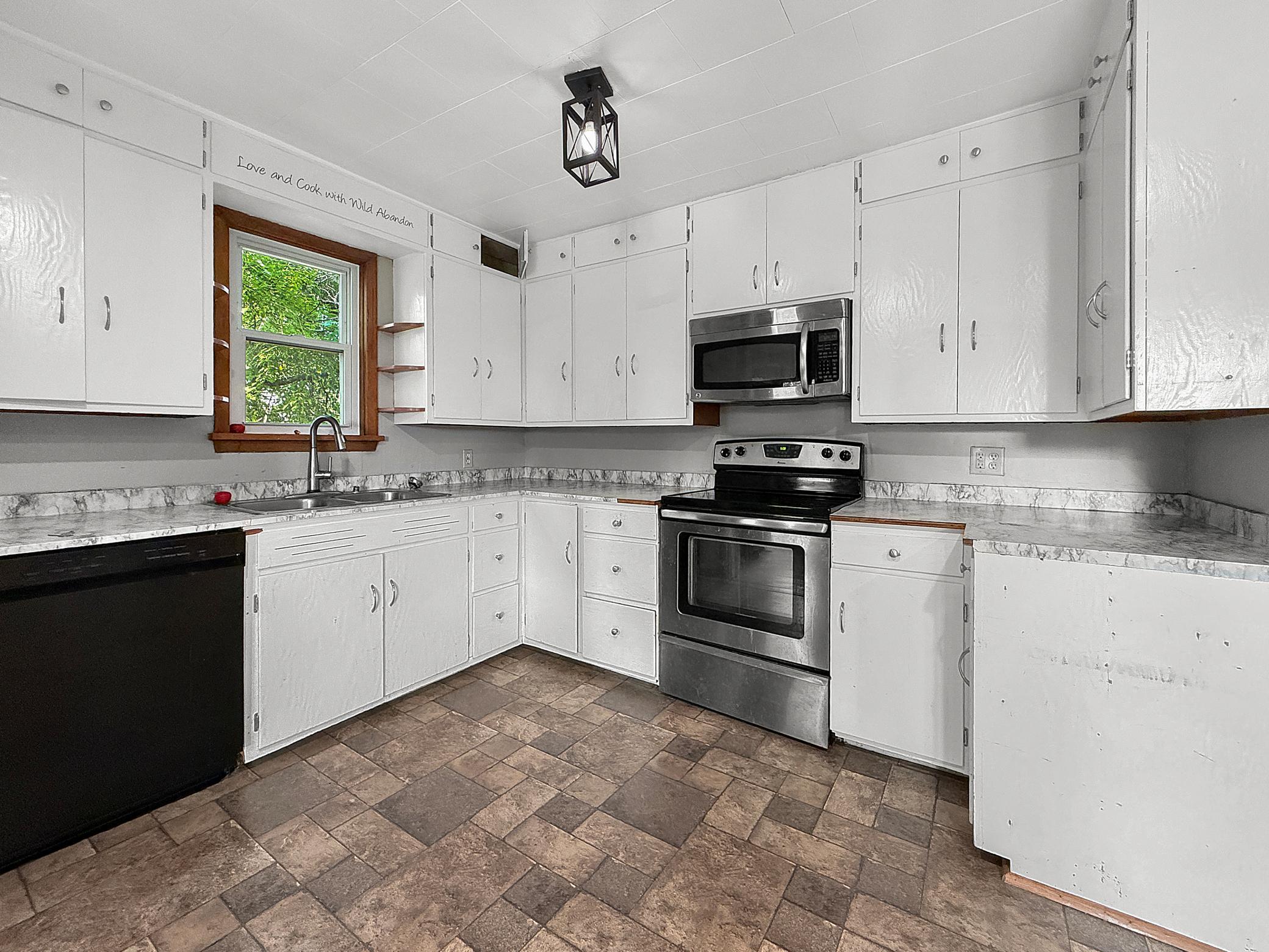 5th image of 604 Lincoln Ave Se, Bemidji, MN 56601 | MLS# 7121945