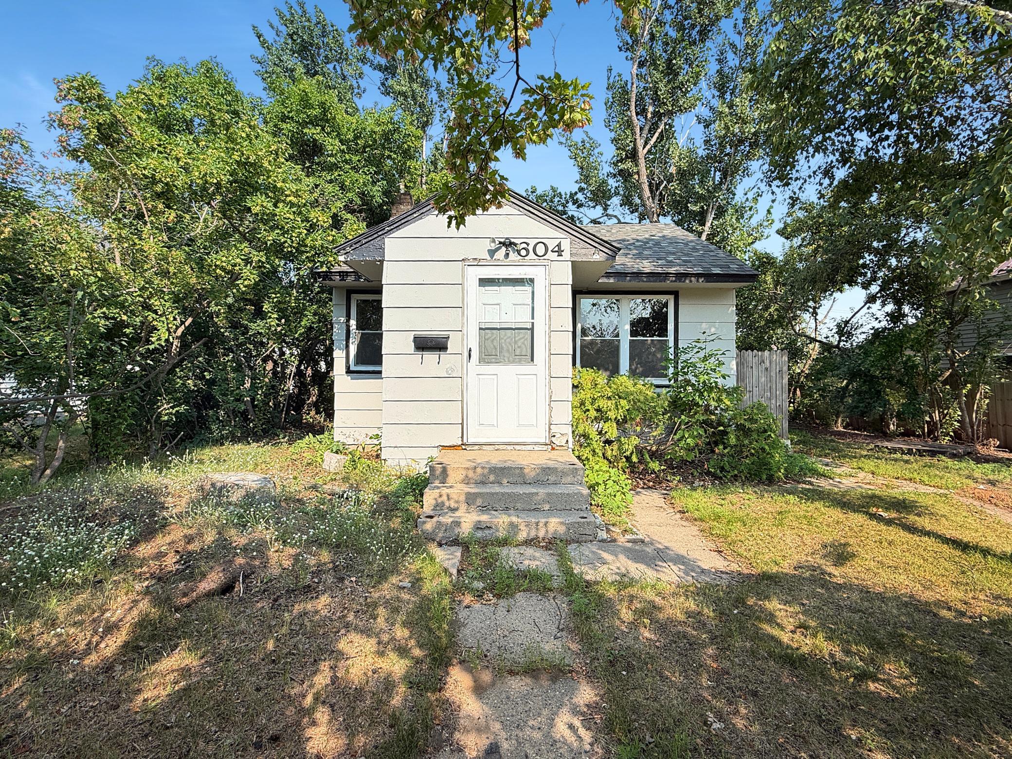 16th image of 604 Lincoln Ave Se, Bemidji, MN 56601 | MLS# 7121945