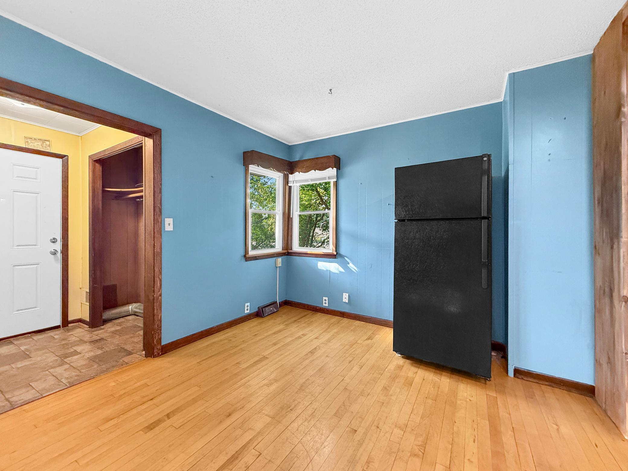 3rd image of 604 Lincoln Ave Se, Bemidji, MN 56601 | MLS# 7121945