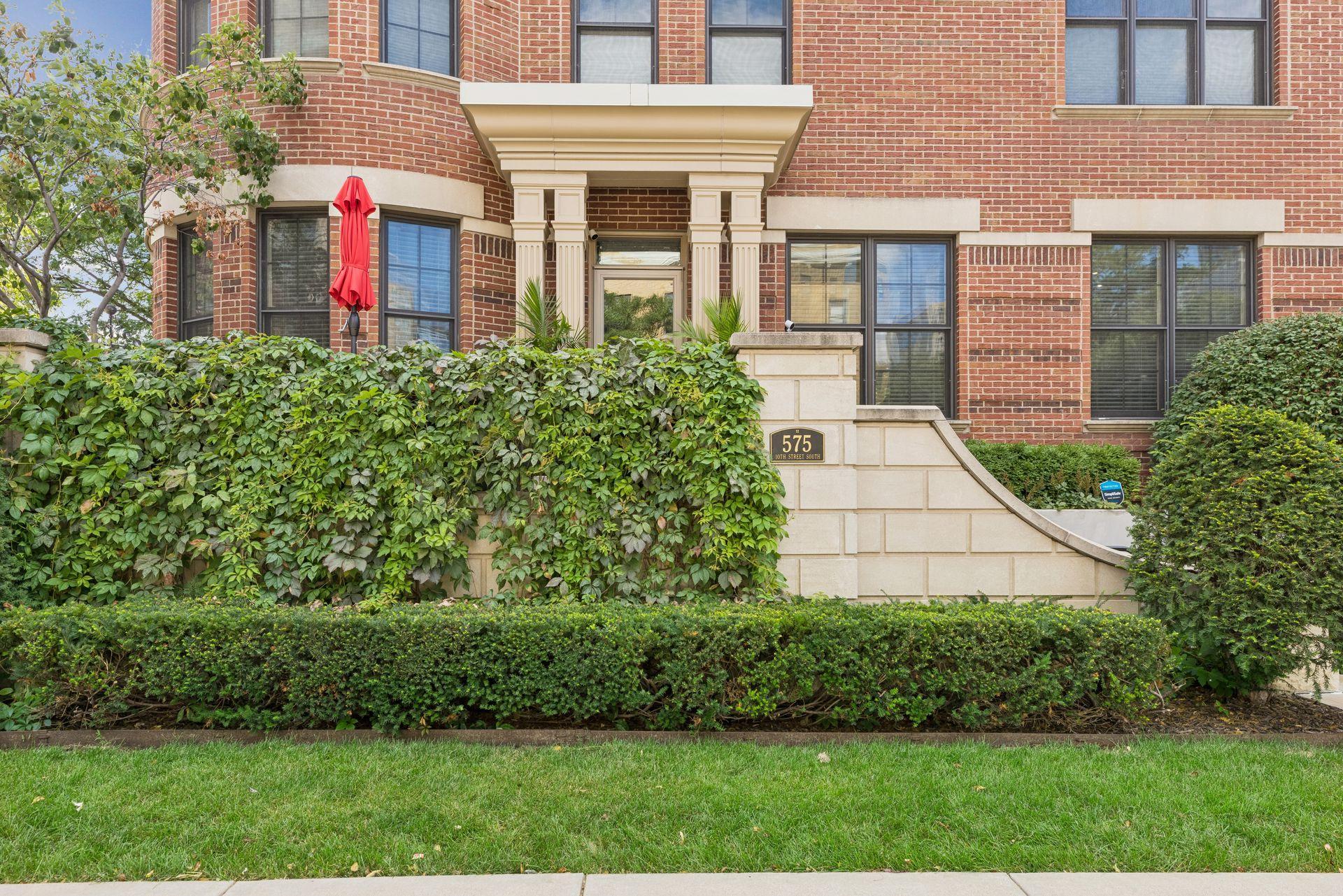 1st image of 575 S 10th St, Minneapolis, MN 55404 | MLS# 7121971