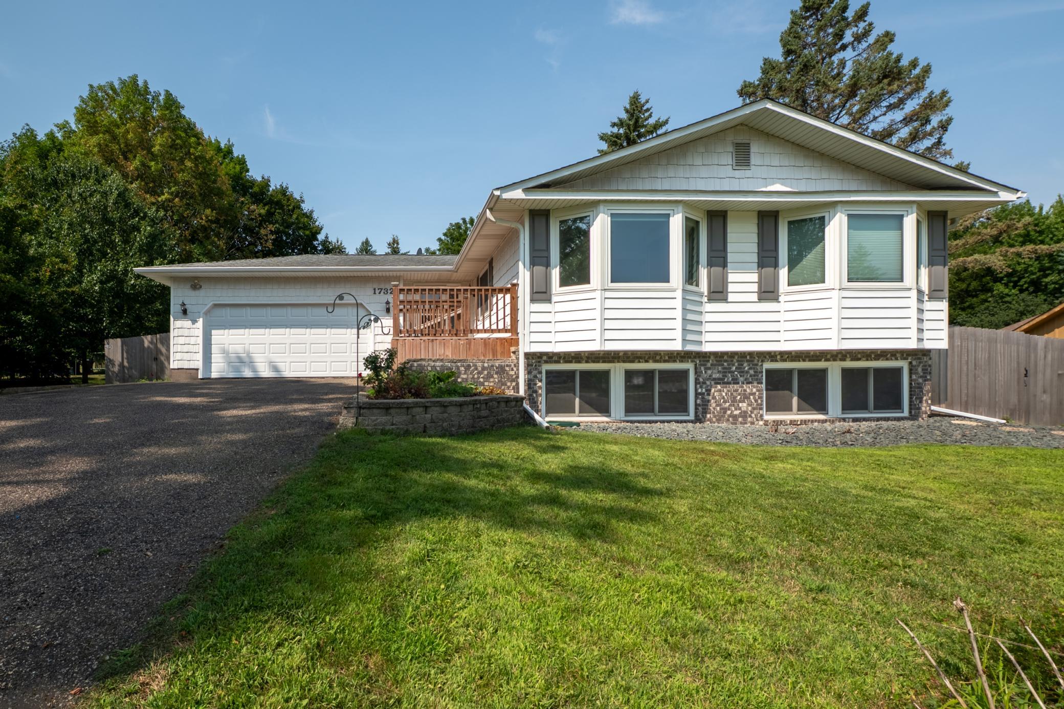 2nd image of 1732 Evergreen Dr, Saint Paul, MN 55125 | MLS# 7122037