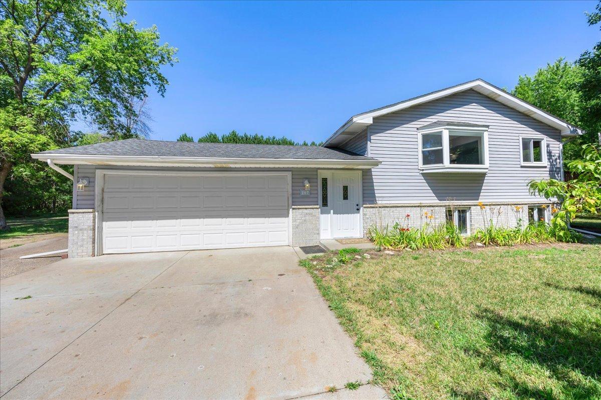 2nd image of 107 221st Ave Nw, Cedar, MN 55011 | MLS# 7122049