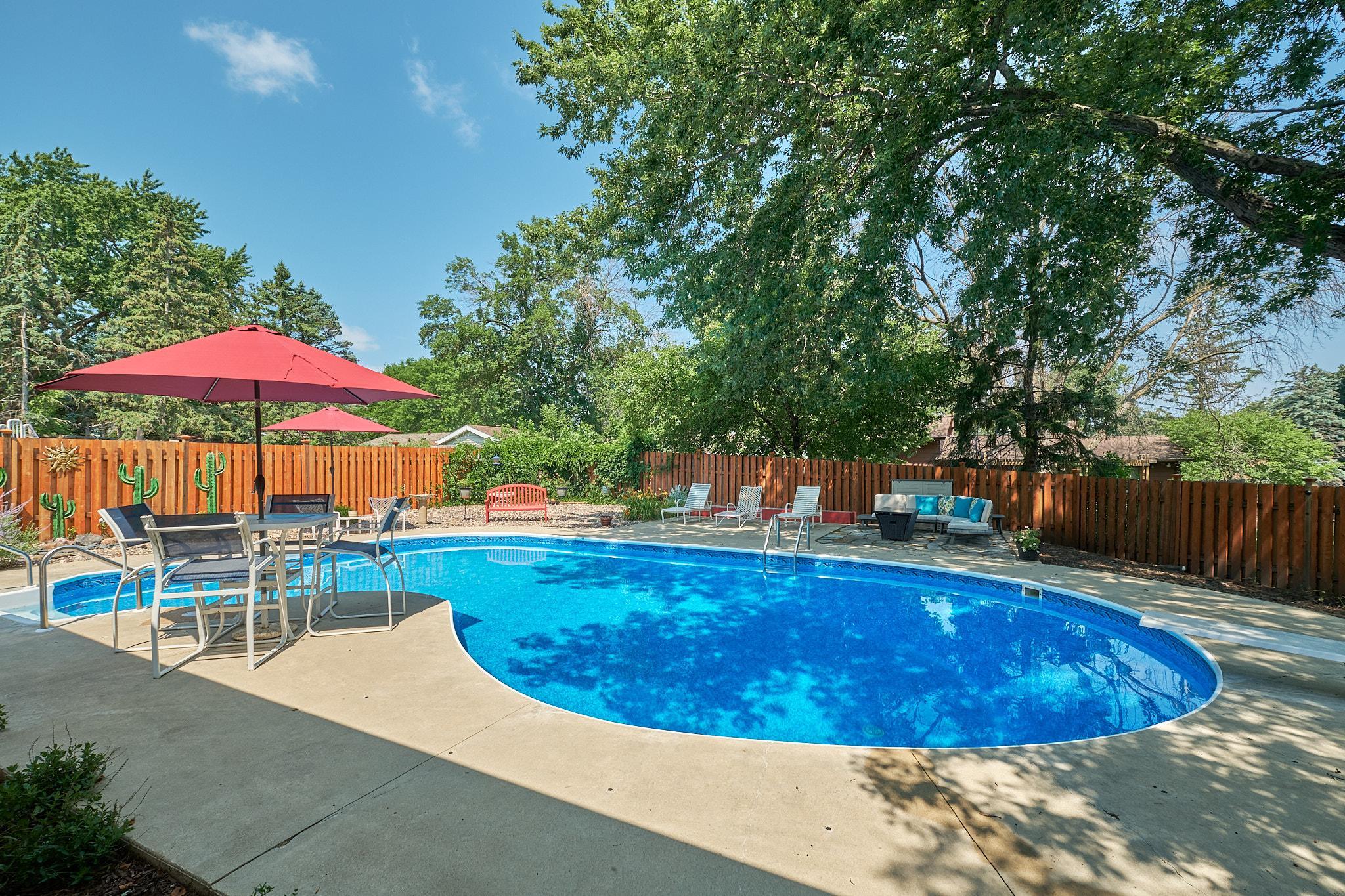 4th image of 2435 Viking Ct Nw, Rochester, MN 55901 | MLS# 7122084