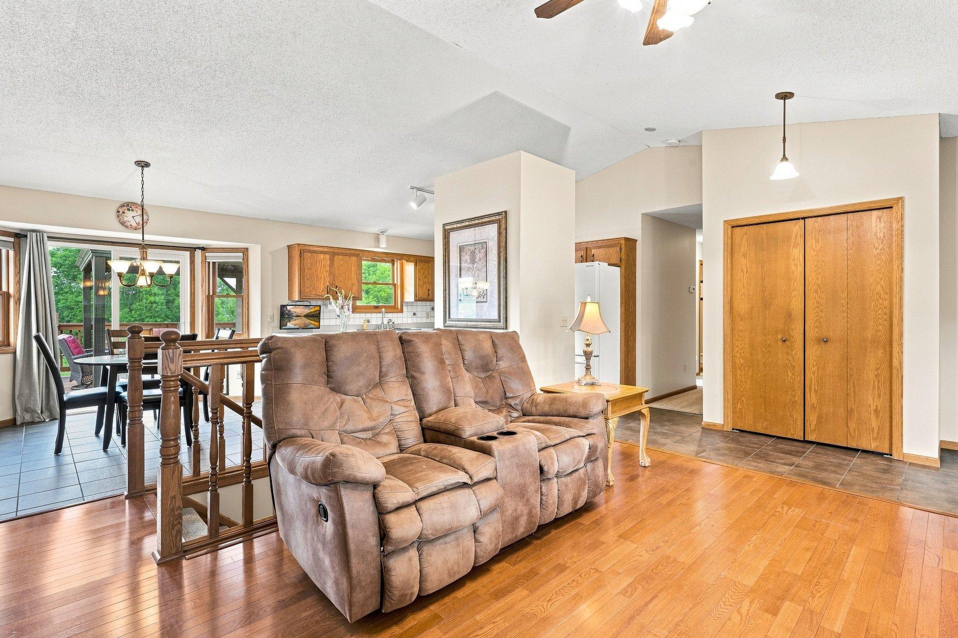 4th image of 17314 Greentree Path, Lakeville, MN 55044 | MLS# 7122134